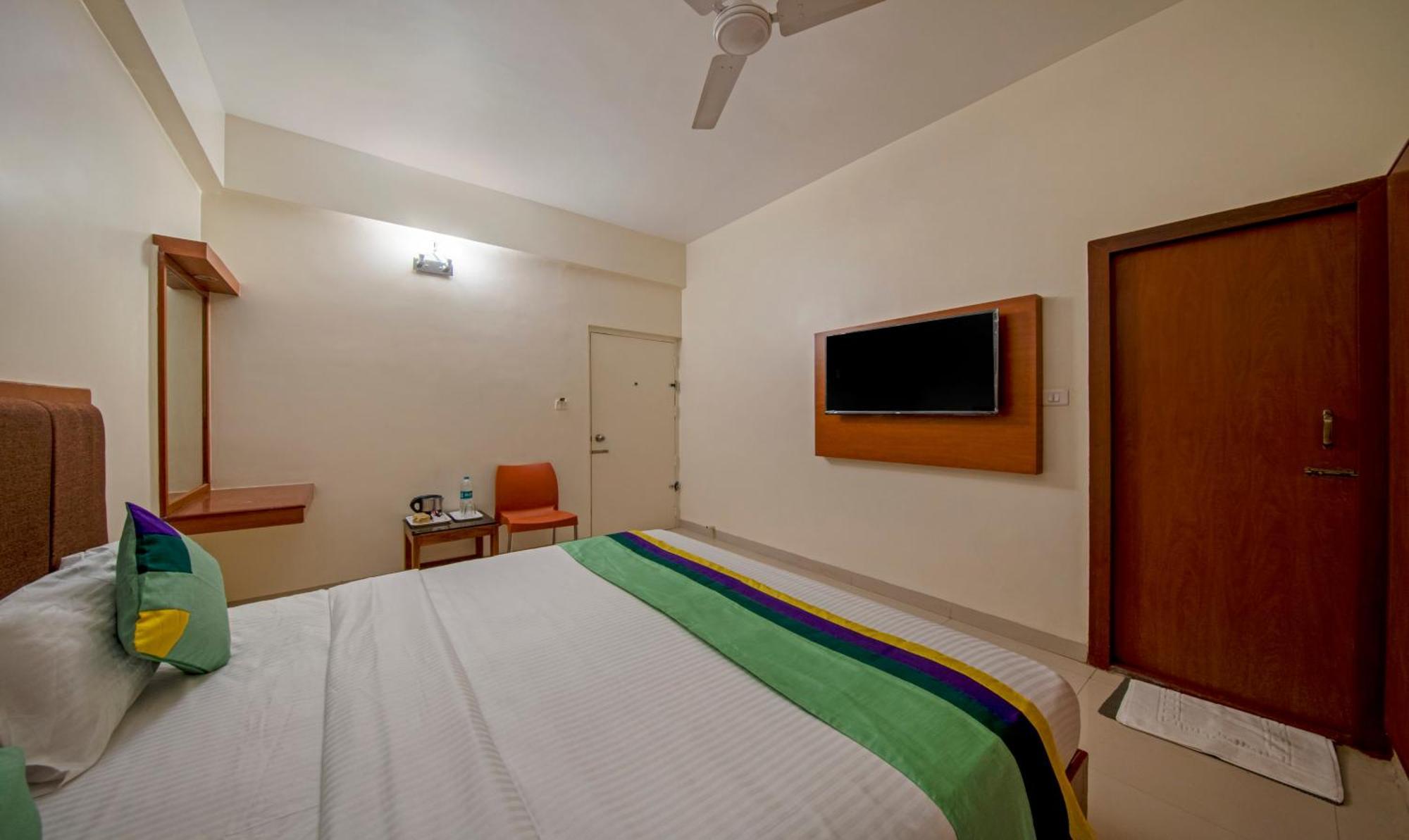 Treebo Sam Residency Hotell Coimbatore Eksteriør bilde